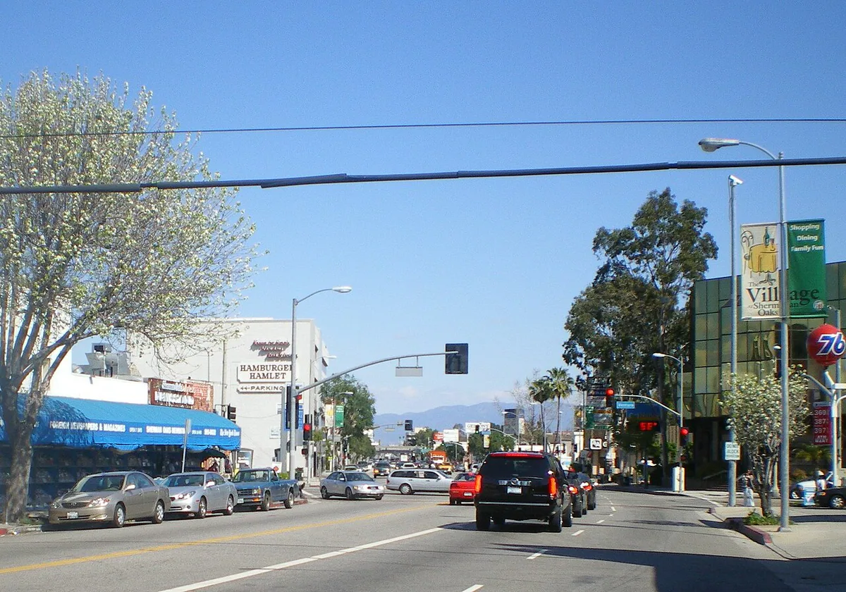 Sherman Oaks city landmark and local streetscape