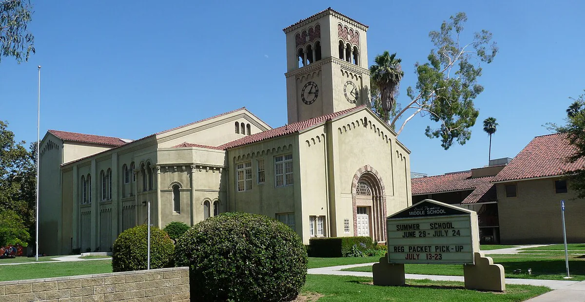 South Pasadena city landmark and local streetscape